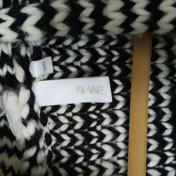 Oversized Chunky Knit Cardigan Black and White - Picture 3 of 7